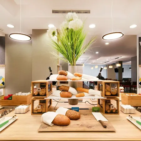 Hampton By Hilton Krakow-2